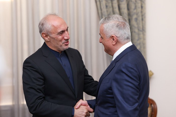 Встреча Мгера Григоряна и Сейеда Хамида Пурмохаммади в Ереване