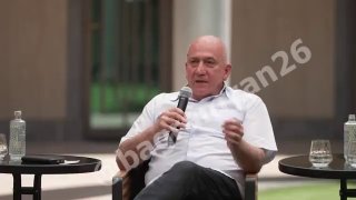 Брифинг Самвела Карапетяна в Аджапняке, Ереван, с участием Арама Абрамяна