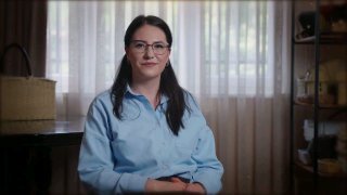 Роза Агаян из Аджапняка (Ереван) с изделиями из переработанной бумаги бренда «Токун»