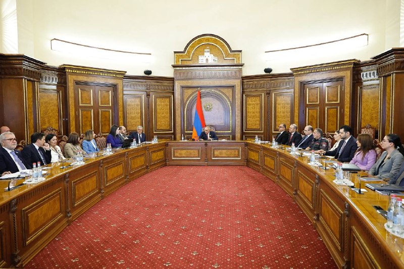 Заседание правительства Армении по реформе полиции в Ереване