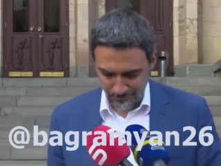 Вардеванян на пресс-конференции в Аджапняке, Ереван