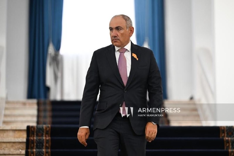 Премьер-министр Армении Никол Пашинян на брифинге в Ереване