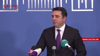 Ален Симонян выступает с заявлением о поддержке Пашиняна в Аджапняке, Ереван