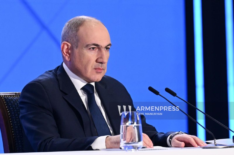 Премьер-министр Никол Пашинян выступает на заседании Национального Собрания в Ереване
