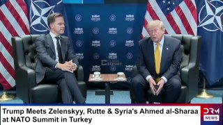 Дональд Трамп и флаги США и Испании