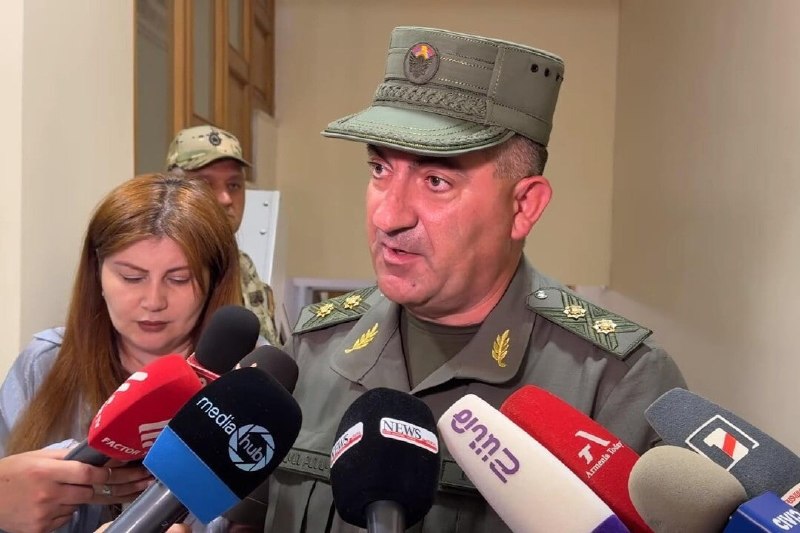 Эдвард Асрян в парламенте Армении, Ереван