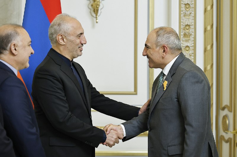 Никол Пашинян и вице-президент Ирана Сейед Хамид Пурмохаммади на встрече в Ереване