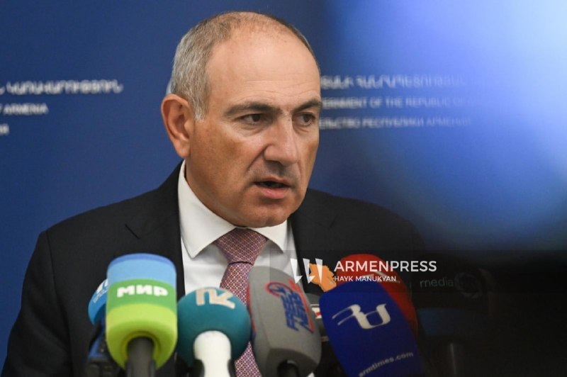 Премьер-министр Армении Никол Пашинян на заседании правительства, Ереван
