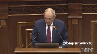 Никол Пашинян выступает в Национальном Собрании Армении с докладом о бюджете на 2025 год