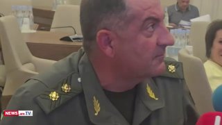 Начальник Генерального штаба Эдвард Асрян на пресс-конференции в Ереване